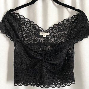Black Lace Cap Sleeve Bralette Cropped Top.